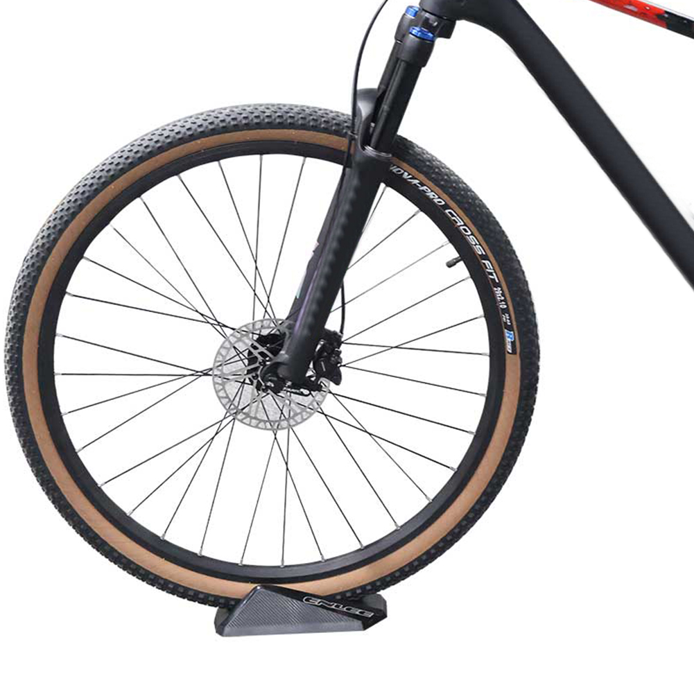 Podpórka pod przednie koło row – Cycling Gear Stand recenzja i cena